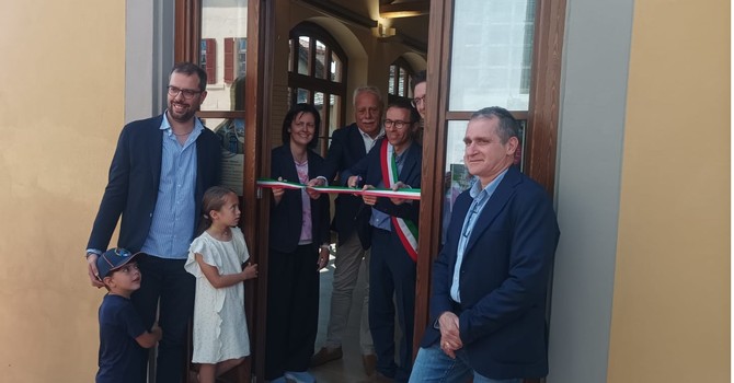 Il cortile del municipio di Bricherasio torna a vivere: inaugurata la nuova sala polifunzionale Il cortile del municipio di Bricherasio torna a vivere: inaugurata la nuova sala polifunzionale