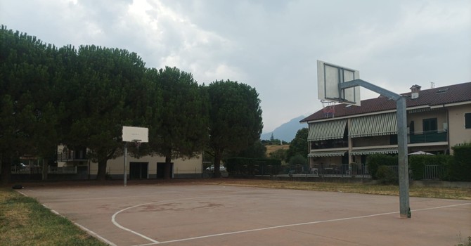 Bricherasio, una fontana per il campo da basket: maggioranza e minoranza fanno squadra Bricherasio, una fontana per il campo da basket: maggioranza e minoranza fanno squadra
