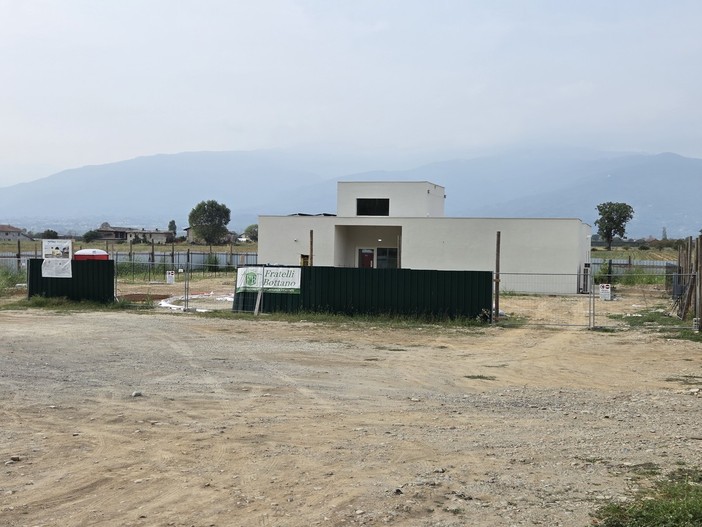 Il micronido in costruzione Il micronido in costruzione