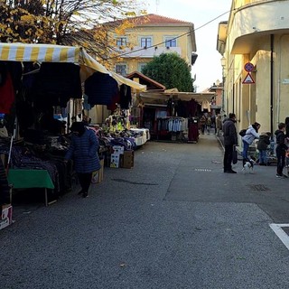 Cavour rinvia l’asfalto in centro dopo ‘Tuttomele’