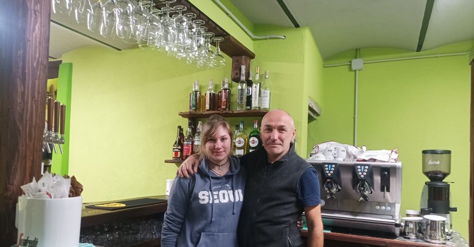 Luca Colomba e Asia Bouvier nell’ex casello