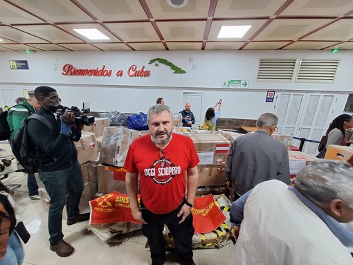 Ugo Bolognesi a Cuba e gli scatoloni di aiuti