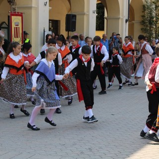 Quando le tradizioni si incontrano: Cavour per un giorno capitale del folklore