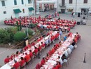 La cena in rosso in piazza Sforzini La cena in rosso in piazza Sforzini