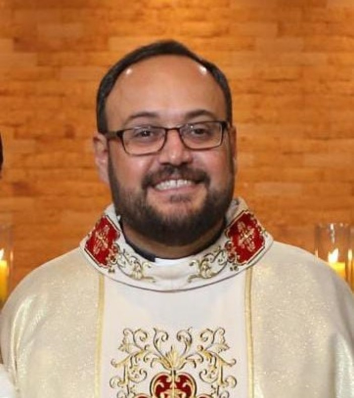 Don Fabiano Corsato de Oliveira Don Fabiano Corsato de Oliveira