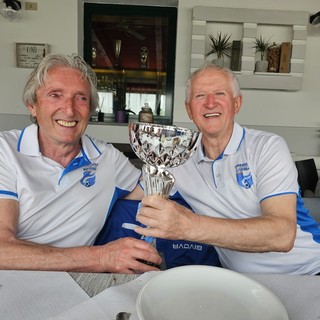 Da sinistra, Lavagnino e Gallo con il trofeo