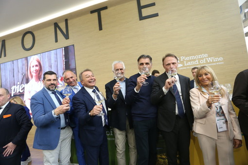 Vino dell'Autin e formaggi delle Fattorie Fiandino: al Vinitaly di Verona l'ATL Cuneese presenta le sue eccellenze [VIDEO]