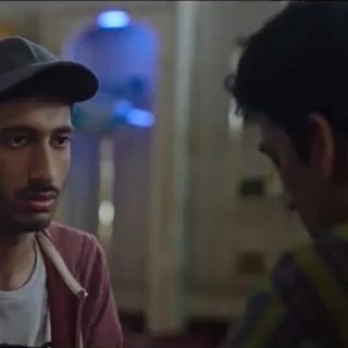 Un frame del trailer di Bangla