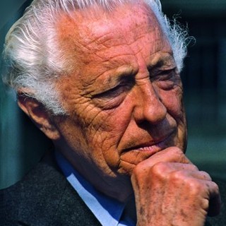 Ventuno anni fa Torino e l'Italia dicevano addio a Gianni Agnelli