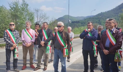 Gallerie di Porte ancora chiuse: i sindaci protestano