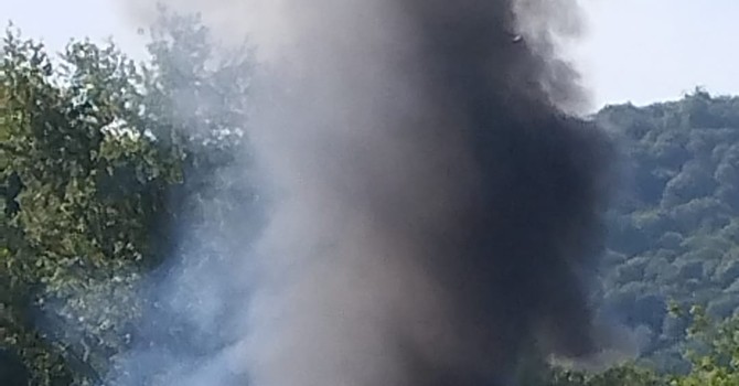 Prende fuoco una baracca degli orti a Luserna San Giovanni Prende fuoco una baracca degli orti a Luserna San Giovanni