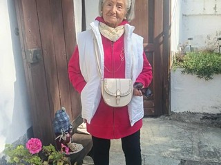 Nonna Laura compie 102 anni