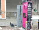 Firme contro la colonnina di ricarica delle auto elettriche: “Danneggia l’ala” Firme contro la colonnina di ricarica delle auto elettriche: “Danneggia l’ala”
