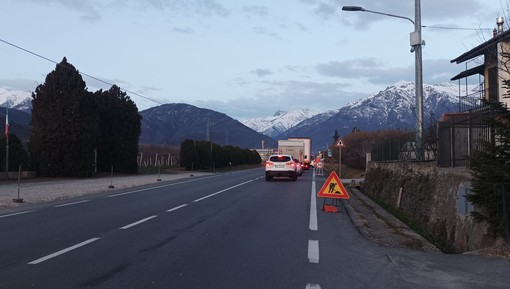 Da oggi movieri al posto dei semafori per evitare le code a Luserna San Giovanni