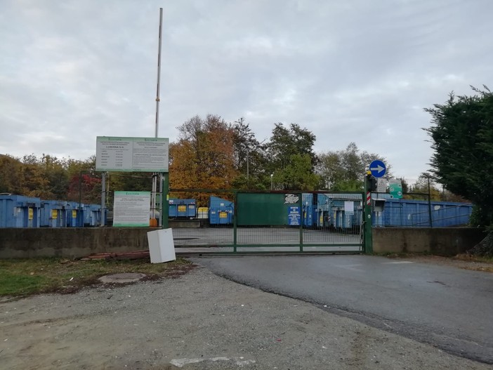 Ecoisole del Pinerolese chiuse per un giorno: domani riapriranno