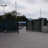 La porta aperta ieri sera all’ecoisola di Luserna San Giovanni