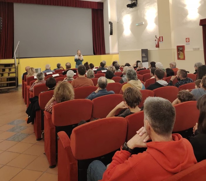 Niente discorsi per il 2 giugno: a Luserna San Giovanni si accende invece il grande schermo