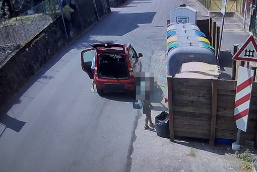 Rifiuti fuori dai cassonetti a Luserna San Giovanni: partono le sanzioni Rifiuti fuori dai cassonetti a Luserna San Giovanni: partono le sanzioni