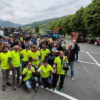 Tra vintage e debutti: la sfilata dei trattori di Luserna San Giovanni premia tutte le età
