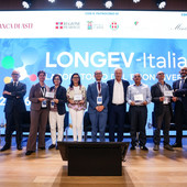La consegna del Premio LONGEV-Italia nell’Auditorium di Banca di Asti.