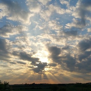 cielo con molte nuvole