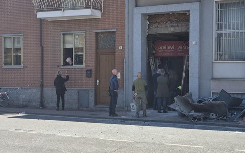 Colpo con la ‘marmotta’ al bancomat Unicredit di None