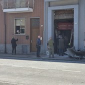 Colpo con la ‘marmotta’ al bancomat Unicredit di None