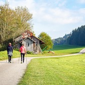 Una ‘domenica sportiva’ a Torre Pellice, dall’hockey al nordic walking