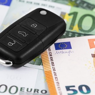 Auto mia, quanto mi costi: nel 2025 l'Rc cresciuta del 10% a Torino