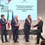 Onorificenze al Merito della Repubblica, un momento della premiazione Onorificenze al Merito della Repubblica, un momento della premiazione