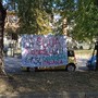 Striscione contro il decreto scuola al Pinerolo 3-4: rimosso e poi rimesso Striscione contro il decreto scuola al Pinerolo 3-4: rimosso e poi rimesso