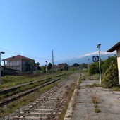 Mobilità sostenibile in Piemonte, l'allarme di Legambiente: "Binari tagliati per 400 chilometri"