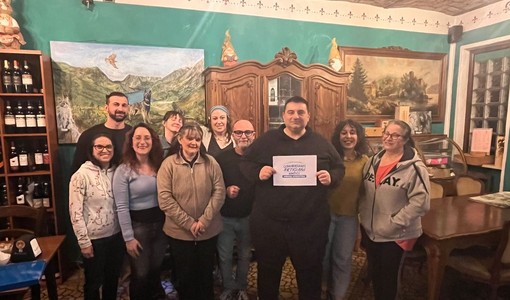 Da sinistra Roberto Manduco, Sara Mercurio, Francesca Toppino, Zaira Campioni, Maria Luisa Canale, Giuliana Salvai, Cristiano Nepote, Andrea Ibi, Lara Orso e Tiziana Pantorno Da sinistra Roberto Manduco, Sara Mercurio, Francesca Toppino, Zaira Campioni, Maria Luisa Canale, Giuliana Salvai, Cristiano Nepote, Andrea Ibi, Lara Orso e Tiziana Pantorno