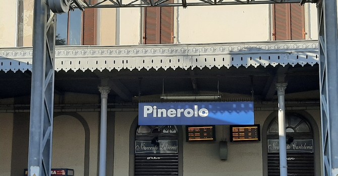 “Criticità dopo i lavori”: la Regione lavora per ristabilire la “puntualità” della Pinerolo-Chivasso “Criticità dopo i lavori”: la Regione lavora per ristabilire la “puntualità” della Pinerolo-Chivasso