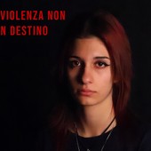 “Parole che pesano come pugni”: la campagna di comunicazione contro la violenza sulle donne a dell’Artistico di Pinerolo