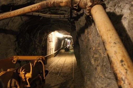 Gli ex minatori tornano in miniera per accompagnare i visitatori