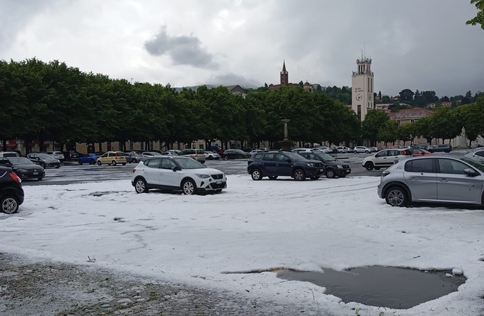 Piazza Fontana ‘imbiancata’