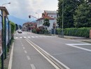 Il semaforo che verrà sostituito dalla ‘rotonda delle cicogne’
