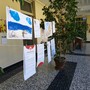 La mostra al primo piano del municipio La mostra al primo piano del municipio