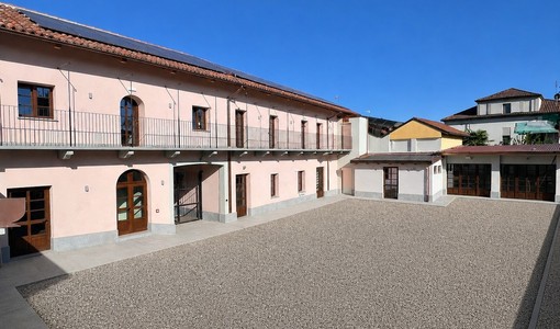 Pannelli fotovoltaici e nuovo impianto di riscaldamento per il centro polivalente di Piscina