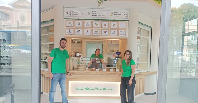 C’era una volta il giornalaio: ora al chiosco dei giardini De Amicis è arrivato il gelato