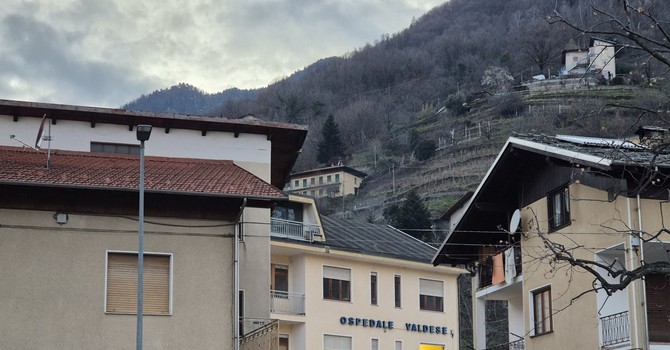 Rete k.o. nelle Valli Chisone e Germanasca: le difficoltà dell’ospedale di Pomaretto Rete k.o. nelle Valli Chisone e Germanasca: le difficoltà dell’ospedale di Pomaretto
