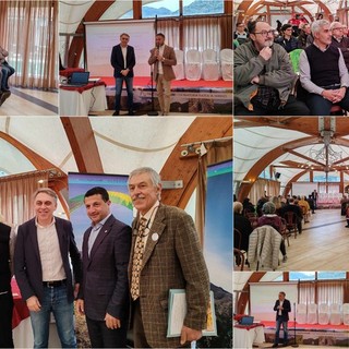 Api, impollinazione e biodiversità: a Rocchetta Nervina la premiazione del concorso “Mieli dei Parchi della Liguria&quot; (Foto e video)