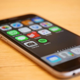 Quando lo smartphone entra in famiglia: a Cumiana nasce un nuovo gruppo di confronto