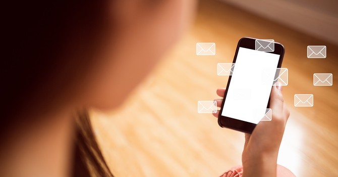 Messaggi allarmistici stanno viaggiando sui cellulari, ma sono falsi Messaggi allarmistici stanno viaggiando sui cellulari, ma sono falsi