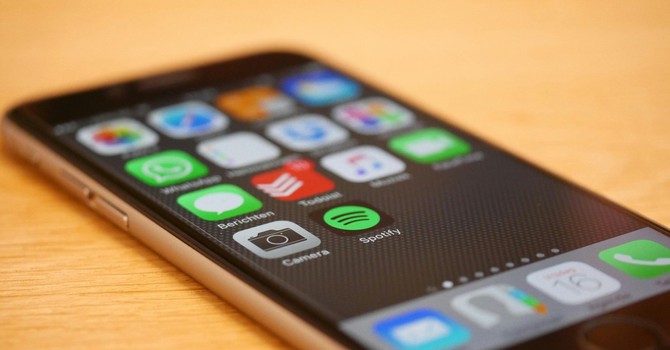 Quando lo smartphone entra in famiglia: a Cumiana nasce un nuovo gruppo di confronto