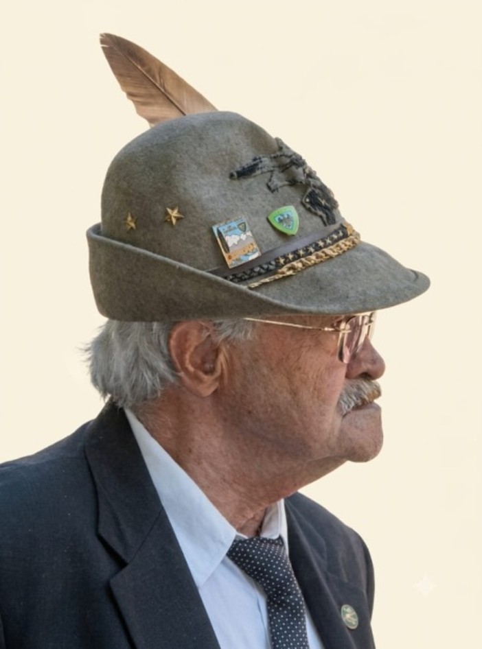È morto De Michelis, per quasi vent’anni alla guida degli alpini di Torre Pellice È morto De Michelis, per quasi vent’anni alla guida degli alpini di Torre Pellice