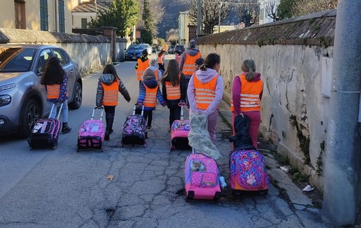 Alla ricerca di accompagnatori pedibus e cittadini vigili per le scuole di Torre Pellice