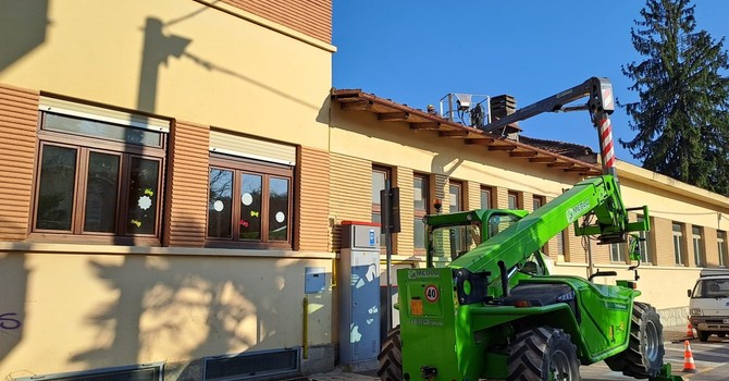 Tetto in sicurezza alle elementari di Torre Pellice: intervento lampo contro le infiltrazioni