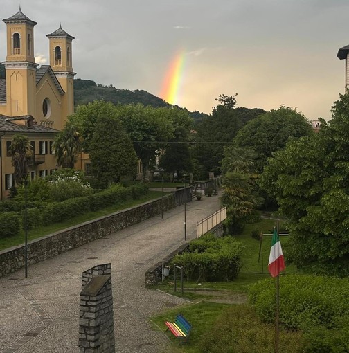 Nei giorni scorsi è toccato alla panchina per la pace: nuova ondata di atti vandalici a Torre Pellice